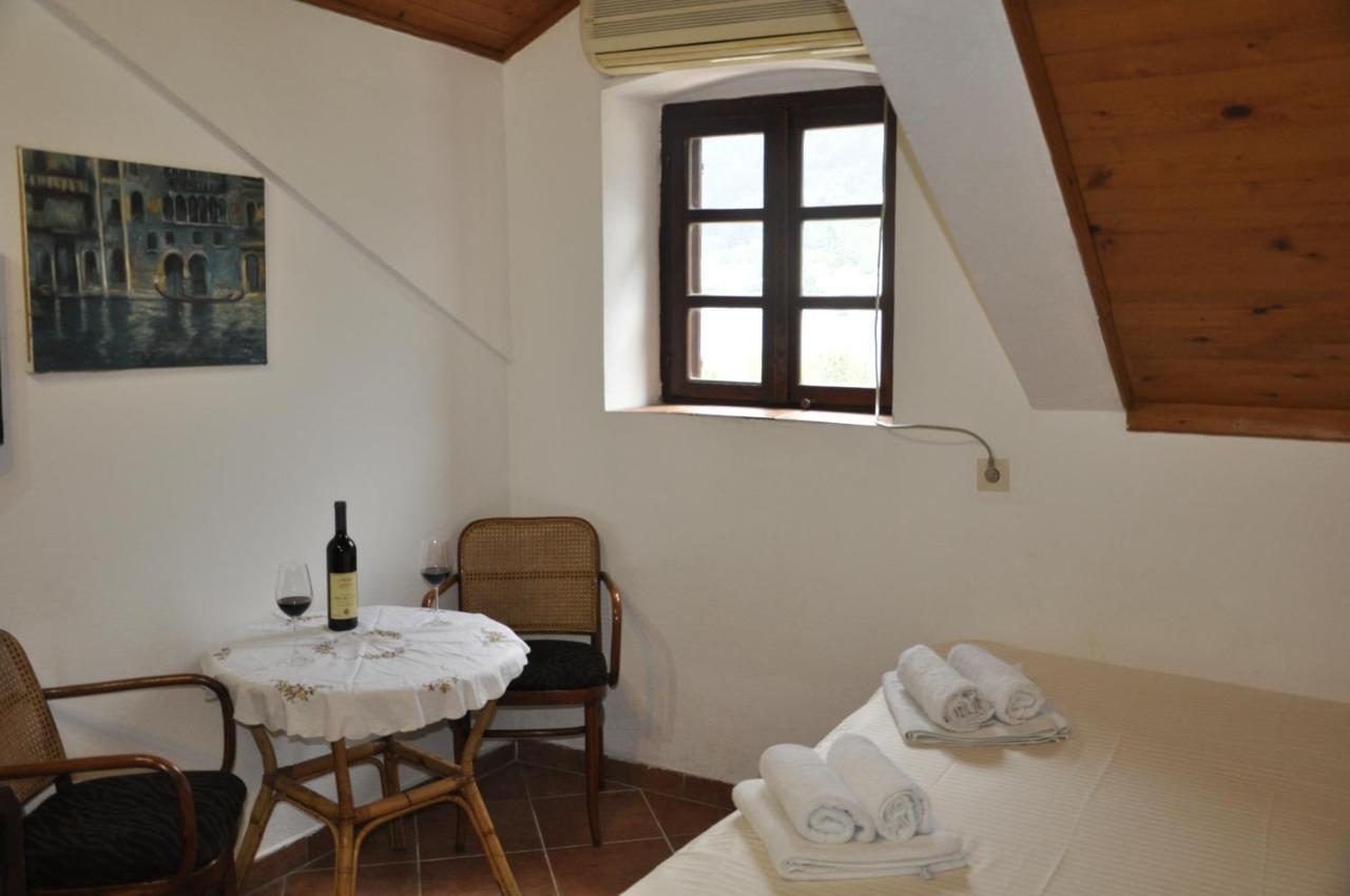 Apartments Vujosevic Kotor Extérieur photo